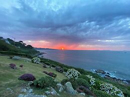 Les Bassans - Fontenille Collection