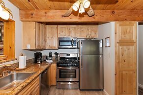 Peak Adventures-Beautiful 4BR House