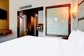 Stylish & Modern Stays at Palette River Front