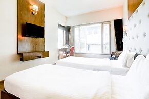 Stylish & Modern Stays at Palette River Front