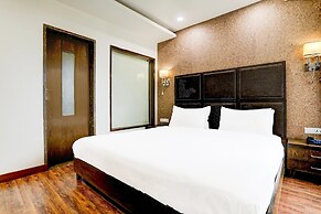 Stylish & Modern Stays at Palette River Front