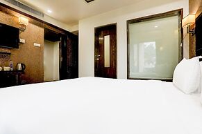 Stylish & Modern Stays at Palette River Front