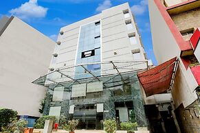 Stylish & Modern Stays at Palette River Front