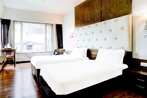 Stylish & Modern Stays at Palette River Front