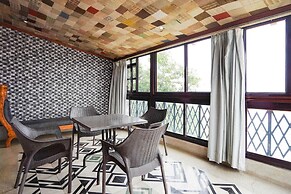 Elegant Executive Suite at Heritage Scindia Ghat