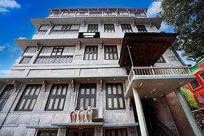 Elegant Executive Suite at Heritage Scindia Ghat