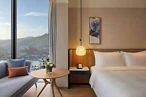 Hyatt Place Ha Long Bay, Bai Chay