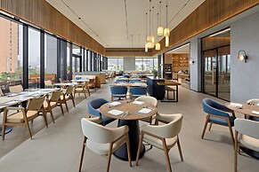 Hyatt Place Ha Long Bay, Bai Chay