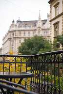 The Honest Budapest by Chic & Basic