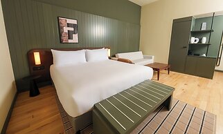 The Honest Budapest by Chic & Basic