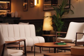 The Honest Budapest by Chic & Basic