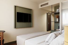 The Honest Budapest by Chic & Basic