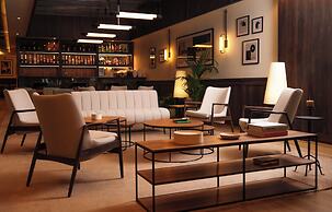 The Honest Budapest by Chic & Basic