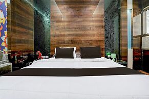 Modern Comfort Stays at Swarop Nagar Kanpur