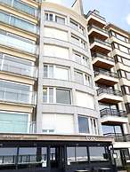 Apartment in Wenduine With Stunning Sea Views