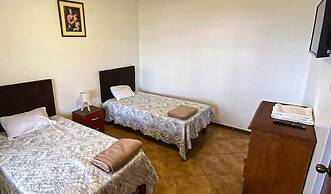 HOSPEDAJE EL CASCABEL