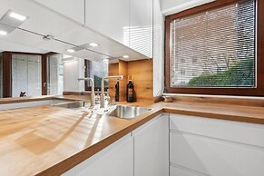 Exclusive Ludenberg Living in Stunning Area