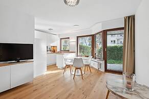 Exclusive Ludenberg Living in Stunning Area