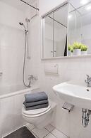 Exclusive Ludenberg Living in Stunning Area