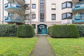 Exclusive Ludenberg Living in Stunning Area