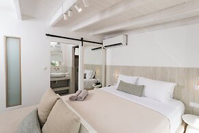 Nusa Suites & Villas