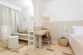 Nusa Suites & Villas