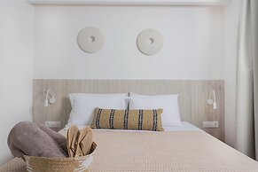 Nusa Suites & Villas