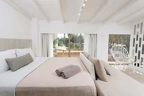 Nusa Suites & Villas