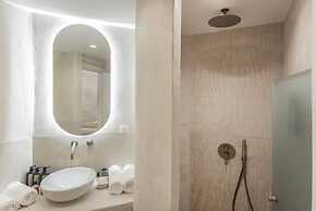 Nusa Suites & Villas