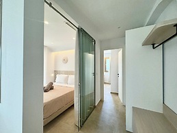 Nusa Suites & Villas