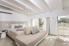 Nusa Suites & Villas