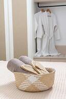 Nusa Suites & Villas