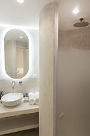 Nusa Suites & Villas