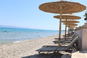 Nusa Suites & Villas