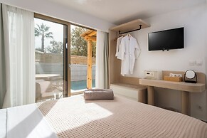 Nusa Suites & Villas