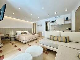 Nusa Suites & Villas