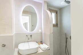 Nusa Suites & Villas