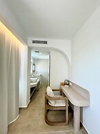 Nusa Suites & Villas