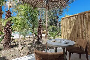 Nusa Suites & Villas