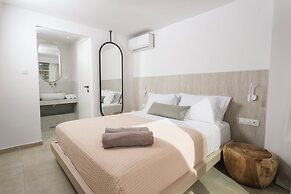 Nusa Suites & Villas