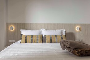 Nusa Suites & Villas
