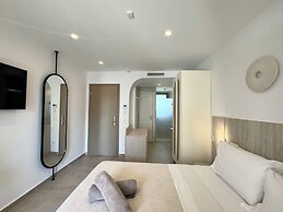 Nusa Suites & Villas