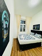 Affordable 5BR Apt Near Atzgersdorf