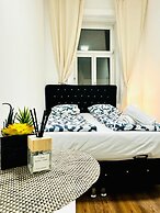 Affordable 5BR Apt Near Atzgersdorf