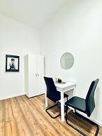 Affordable 5BR Apt Near Atzgersdorf