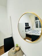 Affordable 5BR Apt Near Atzgersdorf