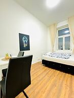Affordable 5BR Apt Near Atzgersdorf