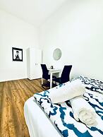 Affordable 5BR Apt Near Atzgersdorf