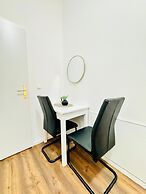 Affordable 5BR Apt Near Atzgersdorf