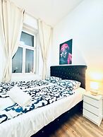 Affordable 5BR Apt Near Atzgersdorf